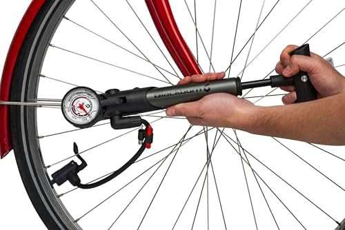 Blackburn hybrid bicycle foot pump with gauge — photo 3
